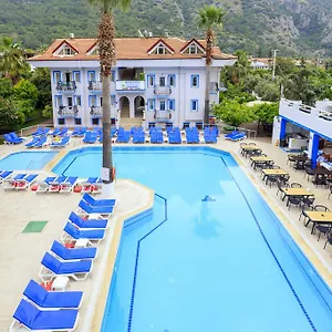 Akdeniz Otel